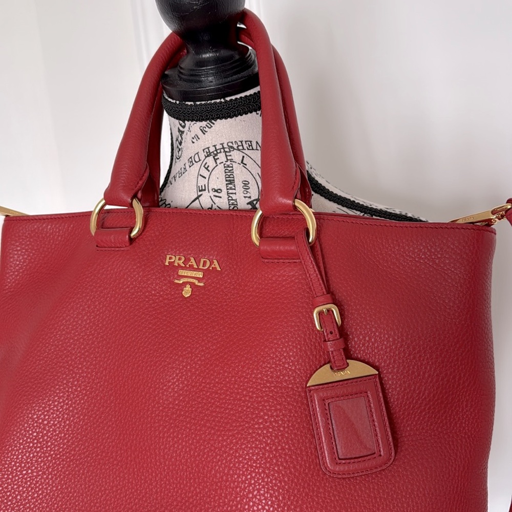 Authentic Prada red leather bag🍒 - Picture 2 of 14